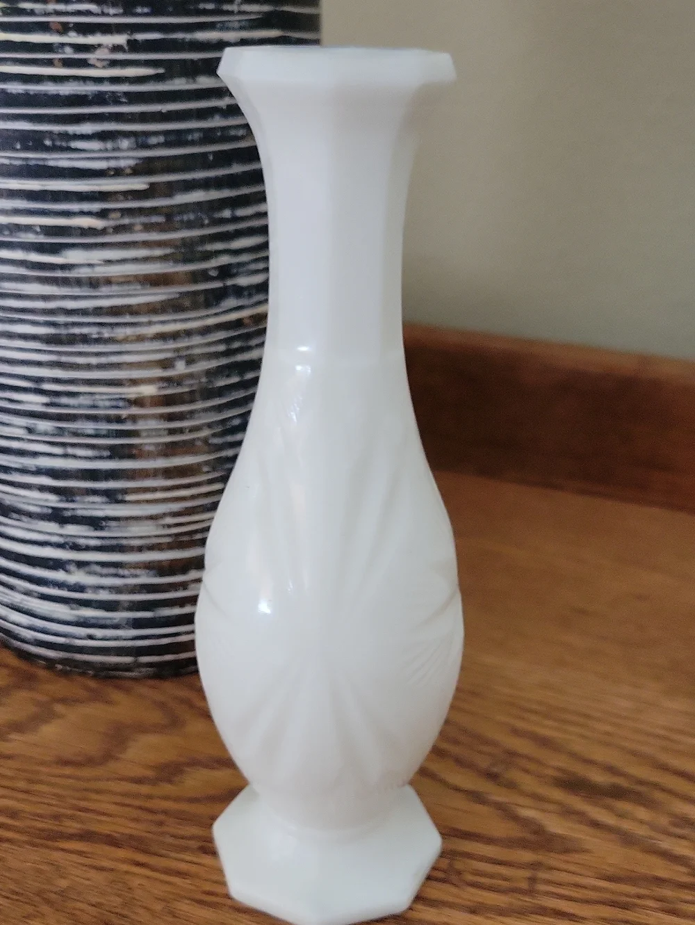 N/A vintage white